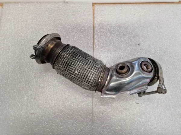 Conector Flexible Escape OEM 5802755320 para Iveco Daily image 2