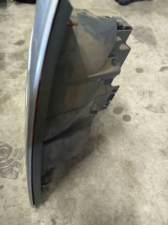 SKODA OCTAVIA I VÄNSTER BAKLYKT EU 1U6945111 image 3