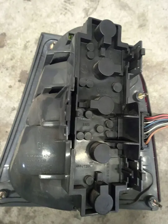 SKODA OCTAVIA I VÄNSTER BAKLYKT EU 1U6945111 image 5