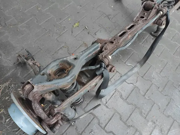 Trave posteriore completa Kia Ceed 2006-2011 image 5