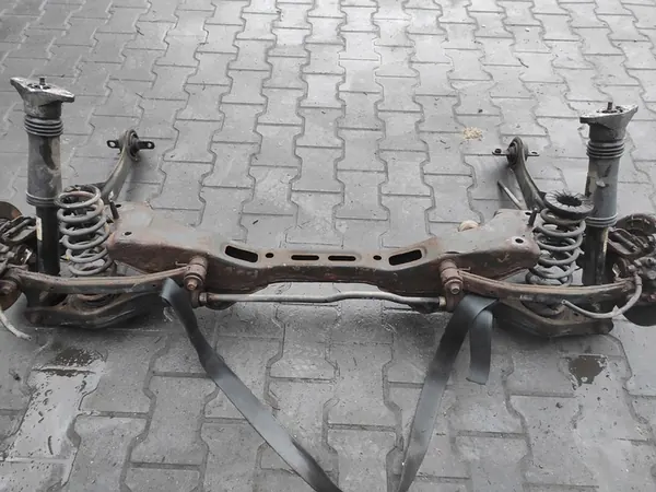 Trave posteriore completa Kia Ceed 2006-2011 image 6