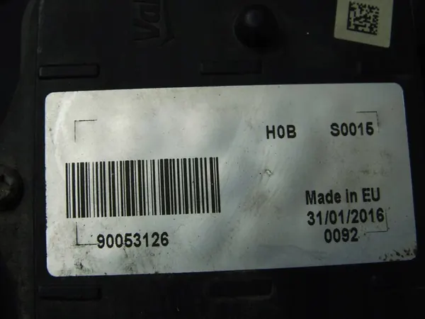 Oikea etuvalo Volvo S60 II V60 Xenon image 9