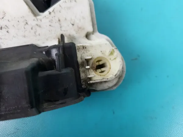 Vordertürschloss links SKODA OCTAVIA III 5E1837015A image 3