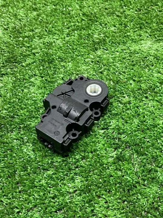 Lämmitysventtiili OEM KT325001 BMW X5 G05:lle image 2