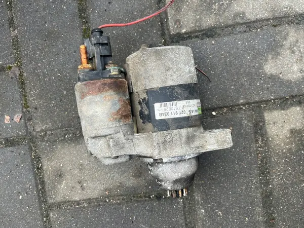 Arrancador SEAT IBIZA IV 6J 1.4 02T911024B image 2