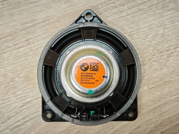 Altavoz consola OEM 2622468 Harman Kardon BMW image 3