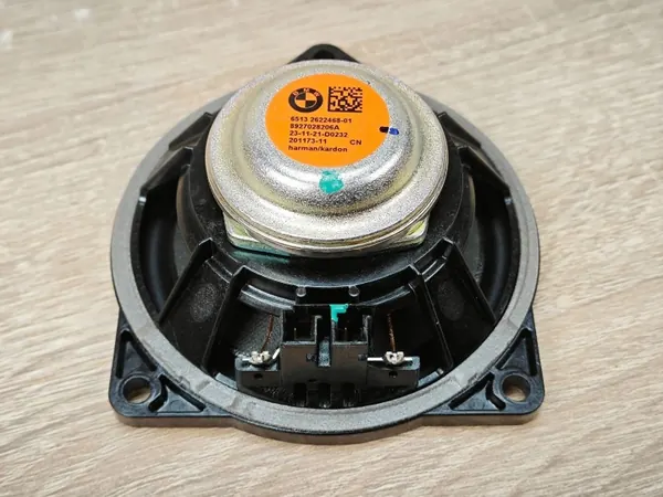 Altavoz consola OEM 2622468 Harman Kardon BMW image 4