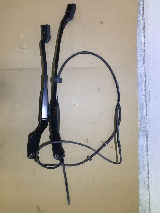 Volvo XC40 vindrutetorkararmar OEM 31457315 31457316 - Begagnad image 2