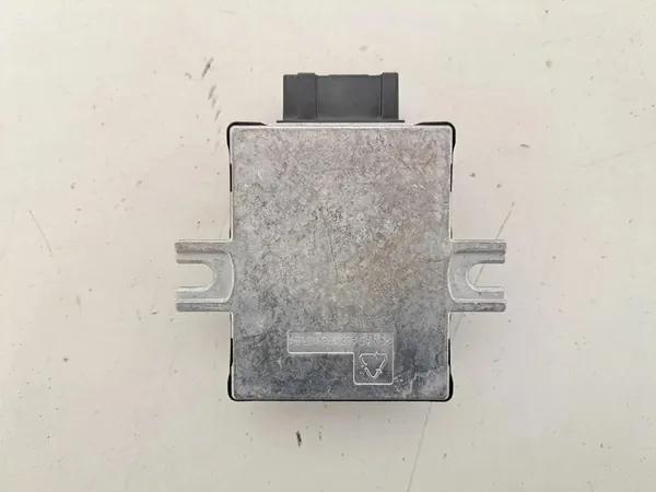 BMW Bränslepumpsmodul 5A25FC9 image 4