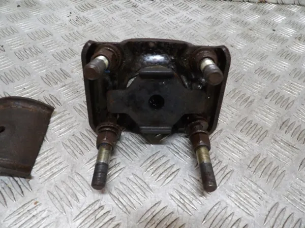 Support de ressort FORD OEM droit 06-11 image 4