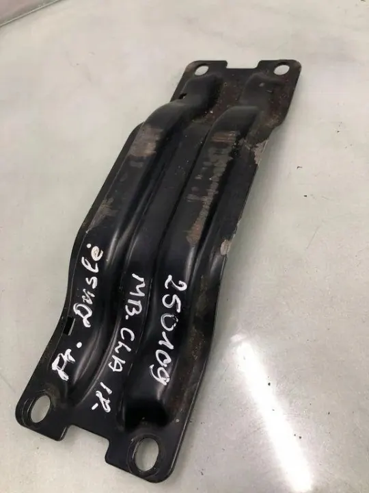 Avgasfäste OEM A1766190025 Mercedes-Benz CLA image 2