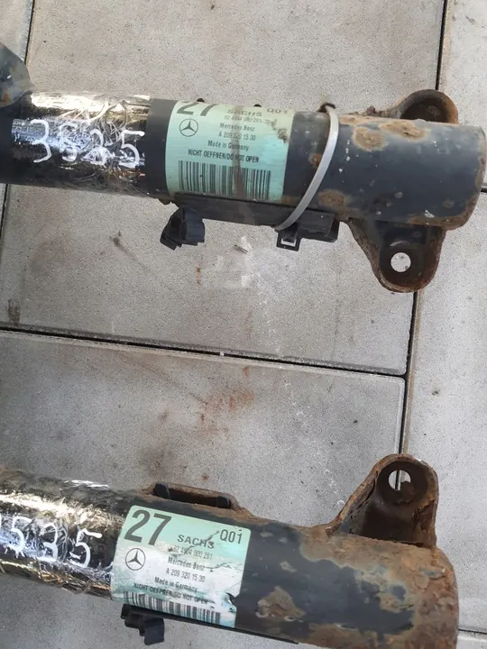 Ammortizzatore anteriore MERCEDES-BENZ C (W203) A2033207330 image 7