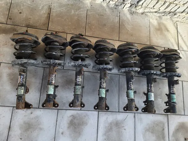 Ammortizzatore anteriore MERCEDES-BENZ C (W203) A2033207330 image 8