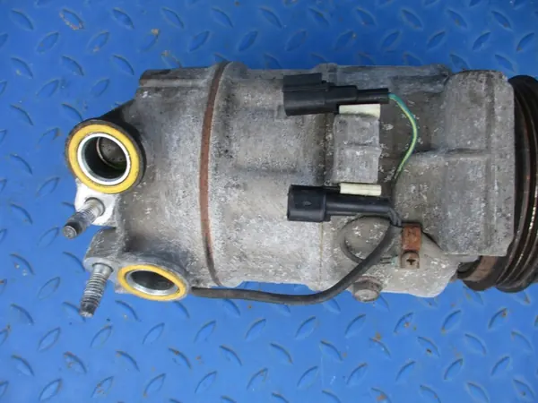 Volvo S60 II 2.0 Ilmastointikompressori P36011428 image 4