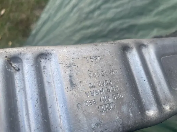 AUDI A4 B6 B7 Viga de Para-choque Traseiro 8E0807331BN image 4