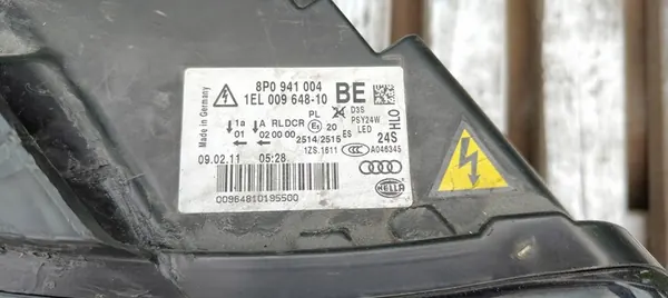 AUDI A3 8P LIFT 08-13 FARO DERECHO BI-XENON 8P0941004BE image 4