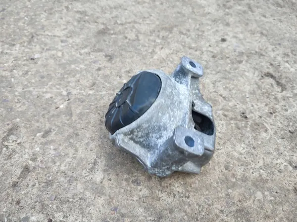 Moottorin Kiinnike Audi A4 B8 8R0199381AD image 5