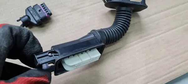 OEM 80A971030E Rechter voorportier bedrading image 3