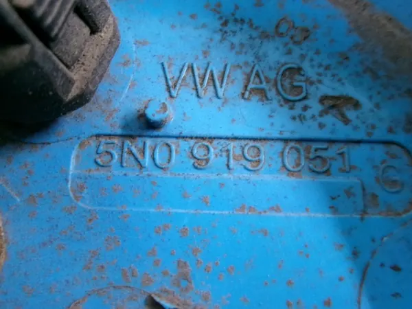 VW TIGUAN 2.0TSI Brandstofpomp Niveausensor 5N0919051G image 4