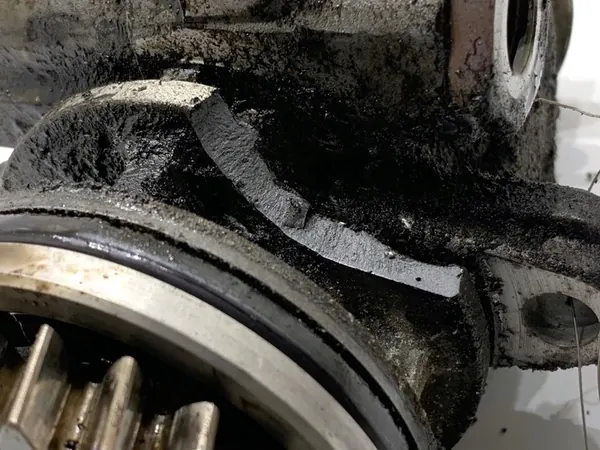 Bomba de direção VW Transporter T5 2.5 130CV image 3