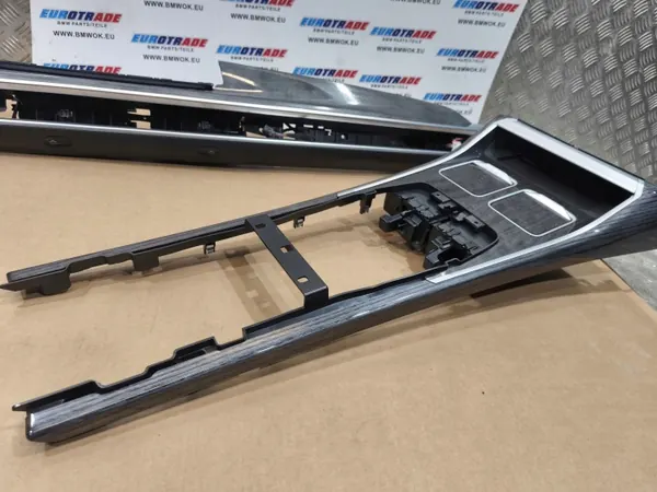BMW G70 Garniture Console OEM CK46081 - Occasion image 6