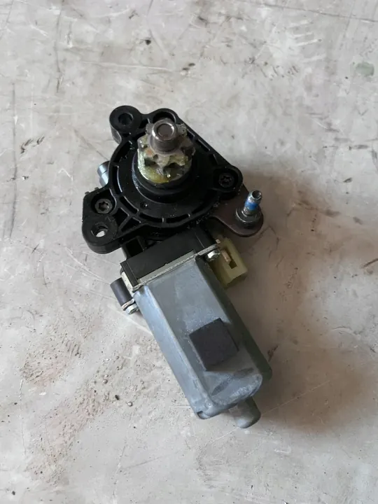 Kia OE Sitzmotor OEM 88582C1100 - Gebraucht image 2