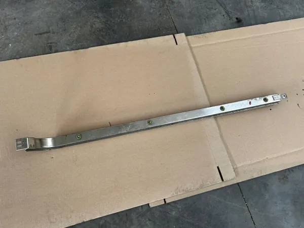 OEM 701843872B glidande dörrledning för VW T4 image 4