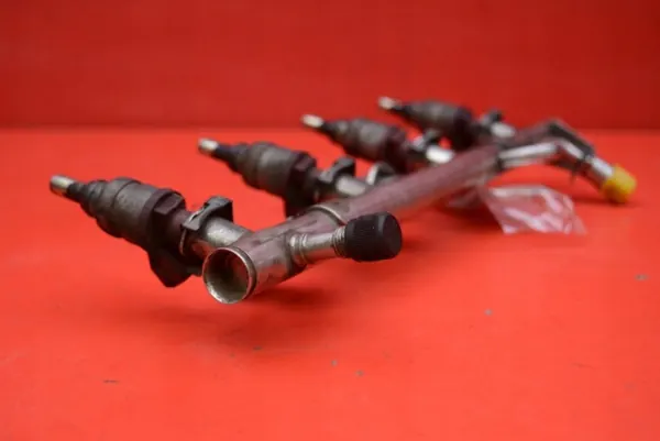 Rail d'injecteur OEM A2710780023 pour Mercedes Classe E image 10