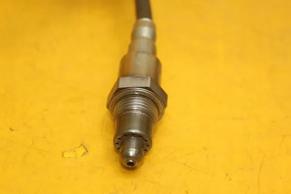 SENSOR LAMBDA VW GOLF VII 1.2 TSI OEM 04E906262BF image 7