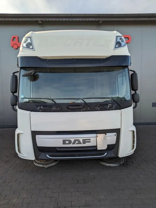 Begagnad DAF XF 106 hyt - OEM XF 106 image 3
