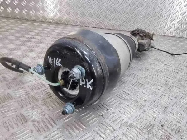 Etuvasen ilmaiskujru OEM A1663204166 Mercedes GLE image 10