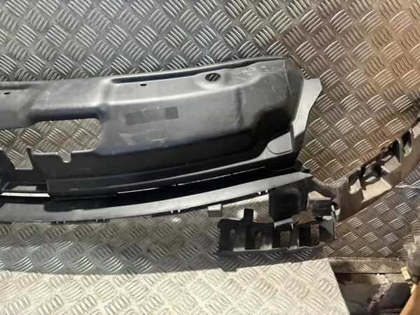 OEM 9810515477 Framstötskåpsförstärkning för Peugeot 208 image 3