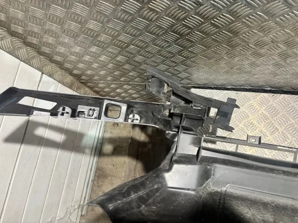OEM 9810515477 Framstötskåpsförstärkning för Peugeot 208 image 7