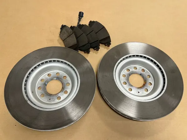 Audi Q3 83A Discos & Pastilhas Dianteiros OEM 5Q0615301G image 6