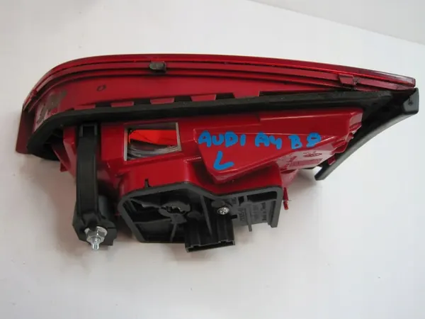 Luz Trasera Izquierda Audi A4 Sedan image 7