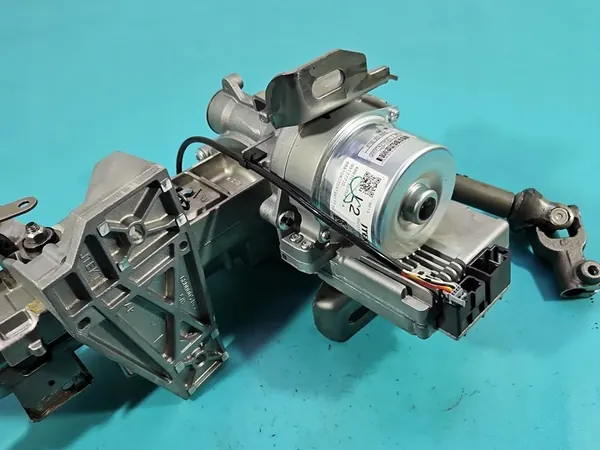 Bomba de direção assistida Renault Captur I 0.9 TCE image 3