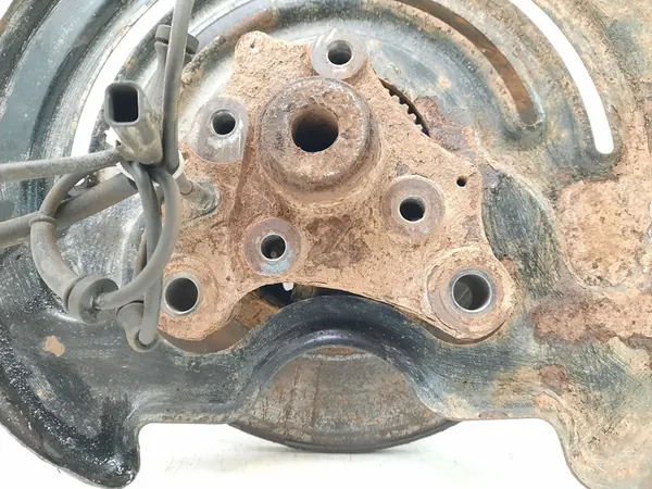 2007 Opel Vivaro Mozzo ruota posteriore 8200741200 image 5