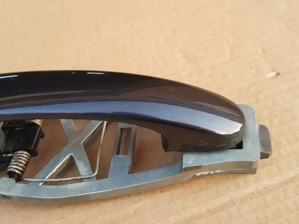 Vasen takaluukun kahva / VW Touran I 2003-2015 / LC9Z image 7