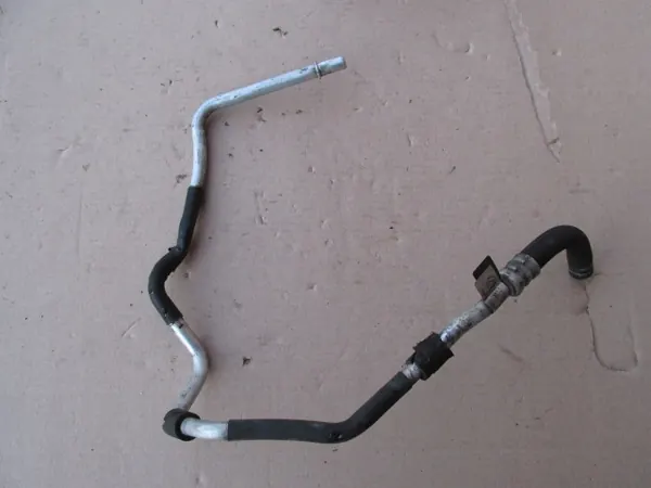 Maserati Ghibli III öljynjäähdytinputki OEM 670006980 image 3