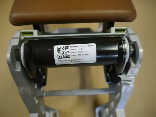 Audi OEM 8W0864283 Mittelkonsole Armauflage Leder image 3