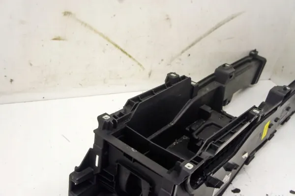 UV257 Ford Edge Mk2 Centrale Tunnel Frame Basis image 3