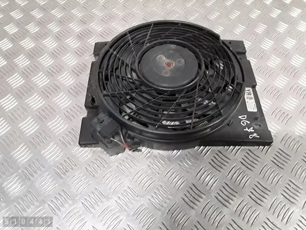 Opel Astra G Jäähdytinpuhallin OEM 9133063 diffuusorilla image 2