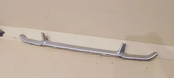 Hyundai Kona 17-20 middenrooster OEM 86562-J9010 image 4