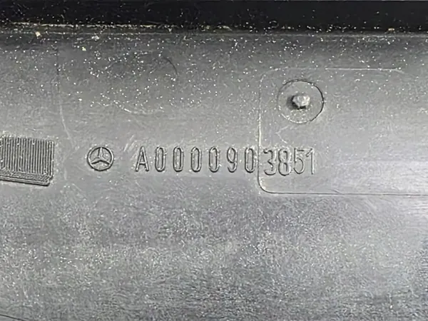 VITO W639 2.2CDI 10-14 Ilmansuodattimen Kotelo A0000903851 image 7