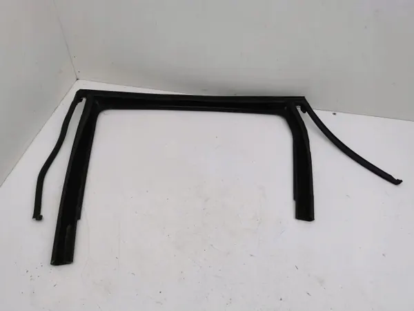 Joint de vitre porte arrière gauche Jeep Cherokee 2015 OEM AMD138657 image 2