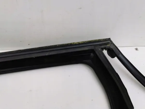 Joint de vitre porte arrière gauche Jeep Cherokee 2015 OEM AMD138657 image 7