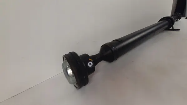 Aandrijfas OEM 1100605266 voor Range Rover Velar L560 image 3