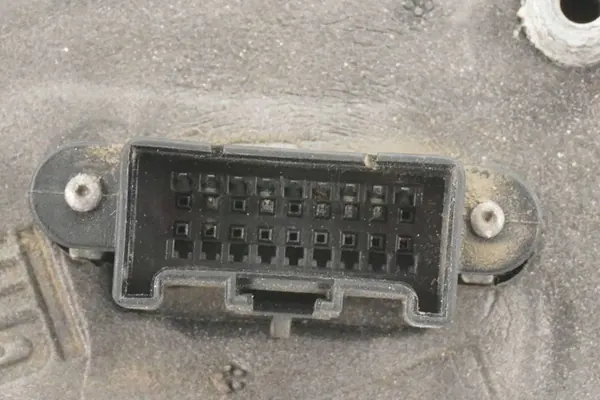 Höger LSTERKO för Opel Vectra C Lift OEM 13253328 image 6