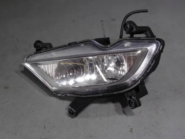 Hyundai i20 etu oikea sumuvalo OEM 92202C8000 image 3