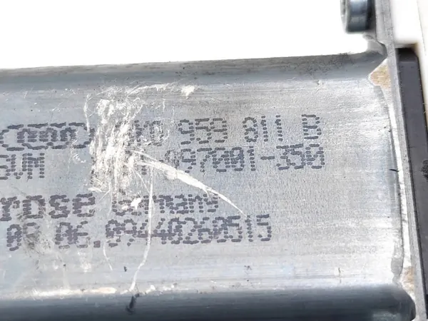 Régulateur vitre arrière gauche Audi A6 OEM 8K0959811B image 7